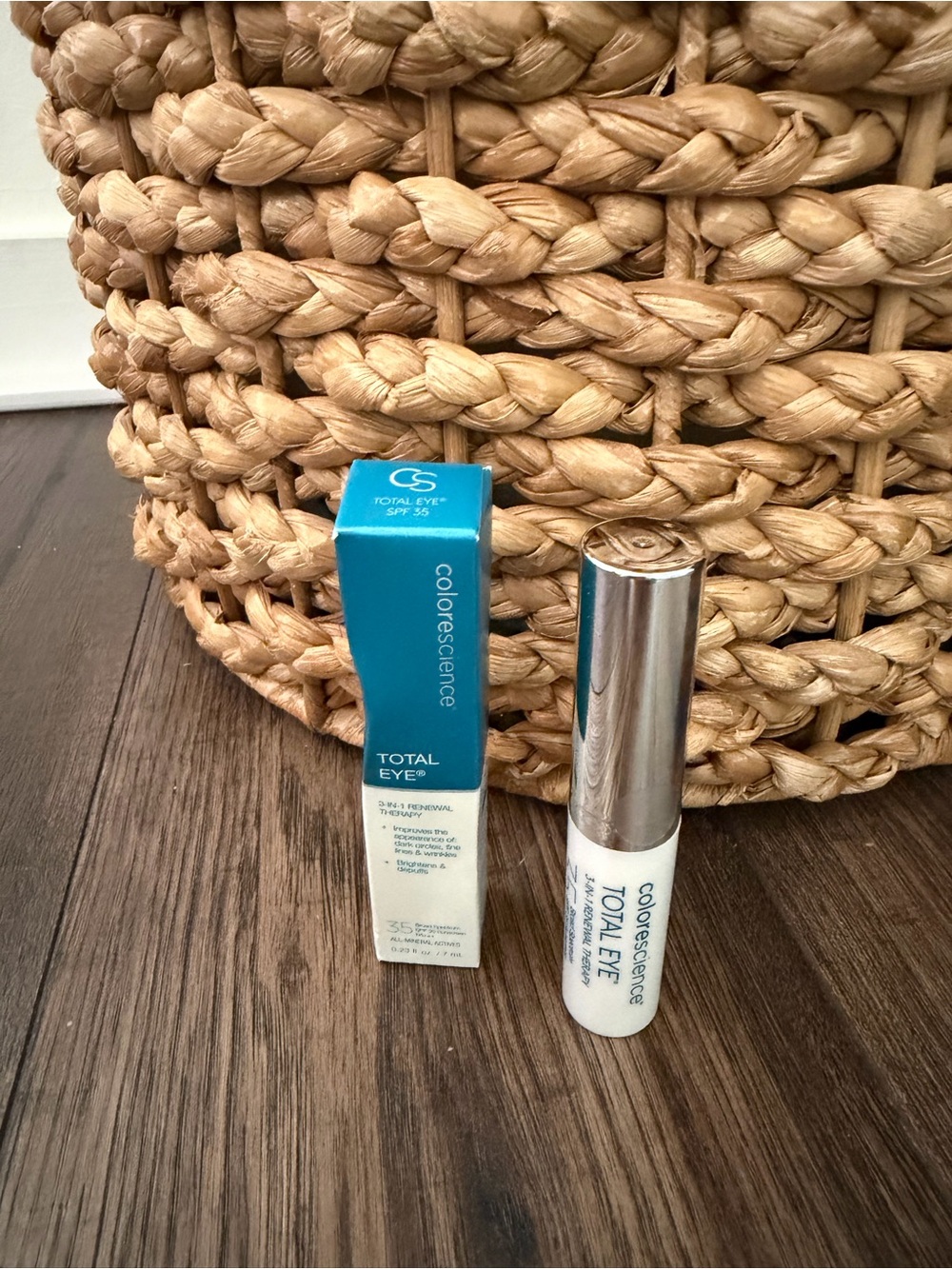 Colorescience Total Eye 3-in-1 Renewal Therapy SPF 35 MEDIUM 0.23oz New